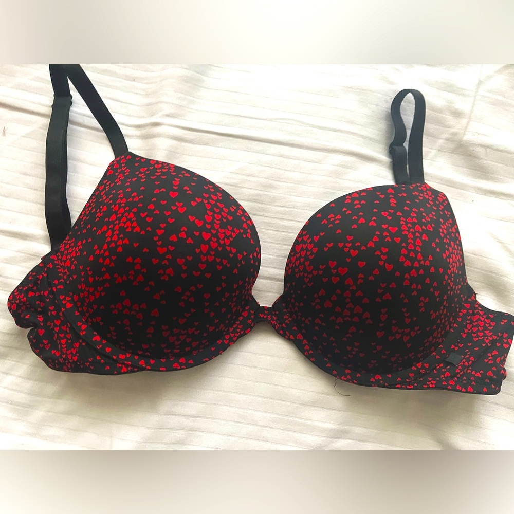 VS Sexy Tee push-up bra
